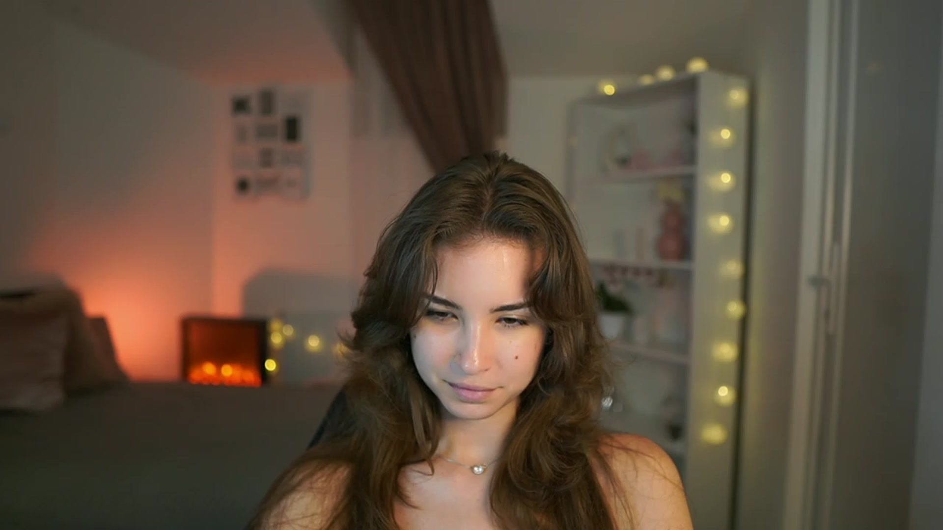 Gallery image thumbnail from Shy_jane's myfreecams stream on, 07/18/2023, 17:08 image 11 of 20