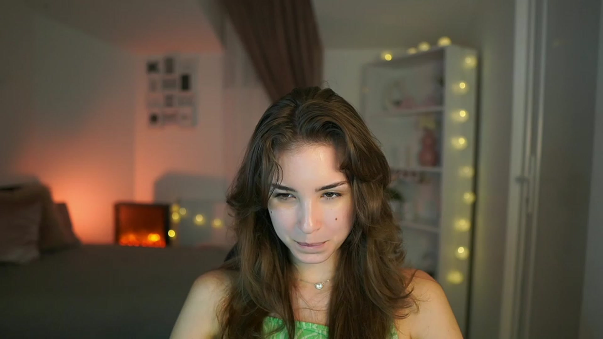 Gallery image thumbnail from Shy_jane's myfreecams stream on, 07/18/2023, 17:55 image 20 of 20