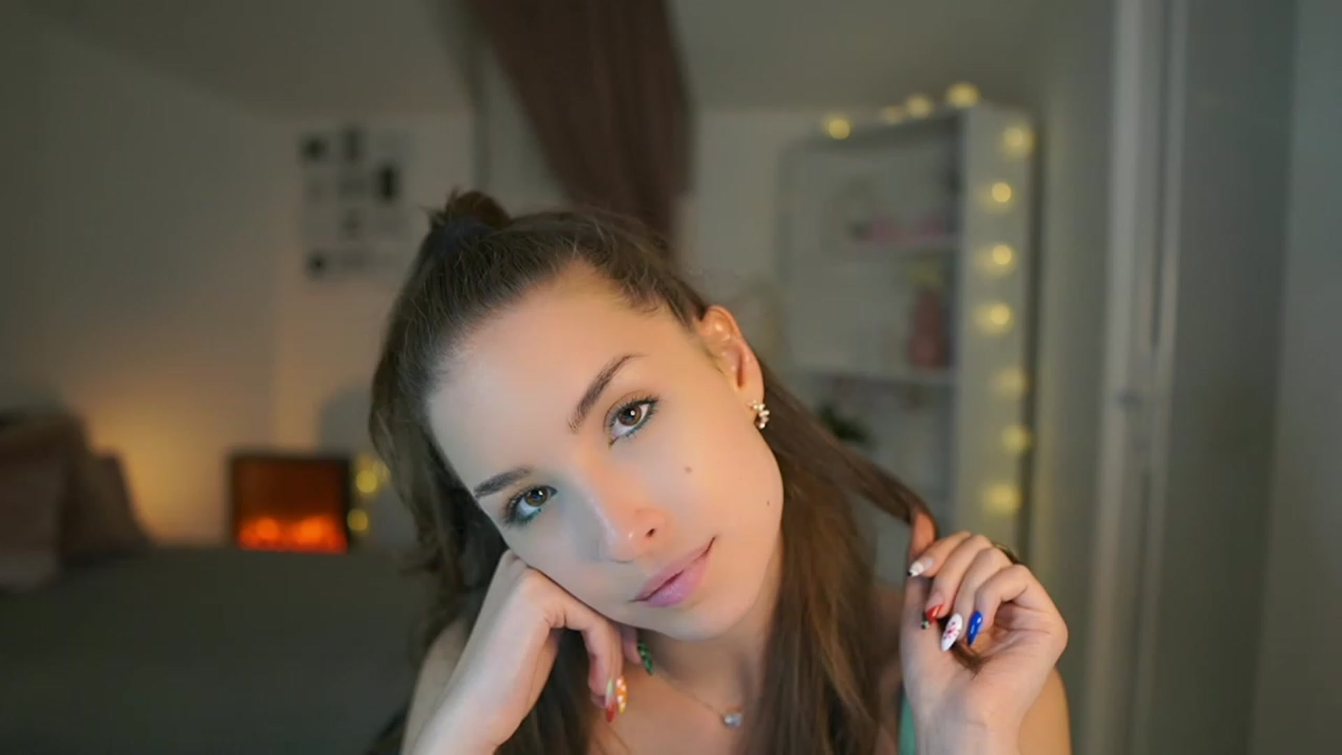Gallery image thumbnail from Shy_jane's myfreecams stream on, 07/20/2023, 17:31 image 1 of 20