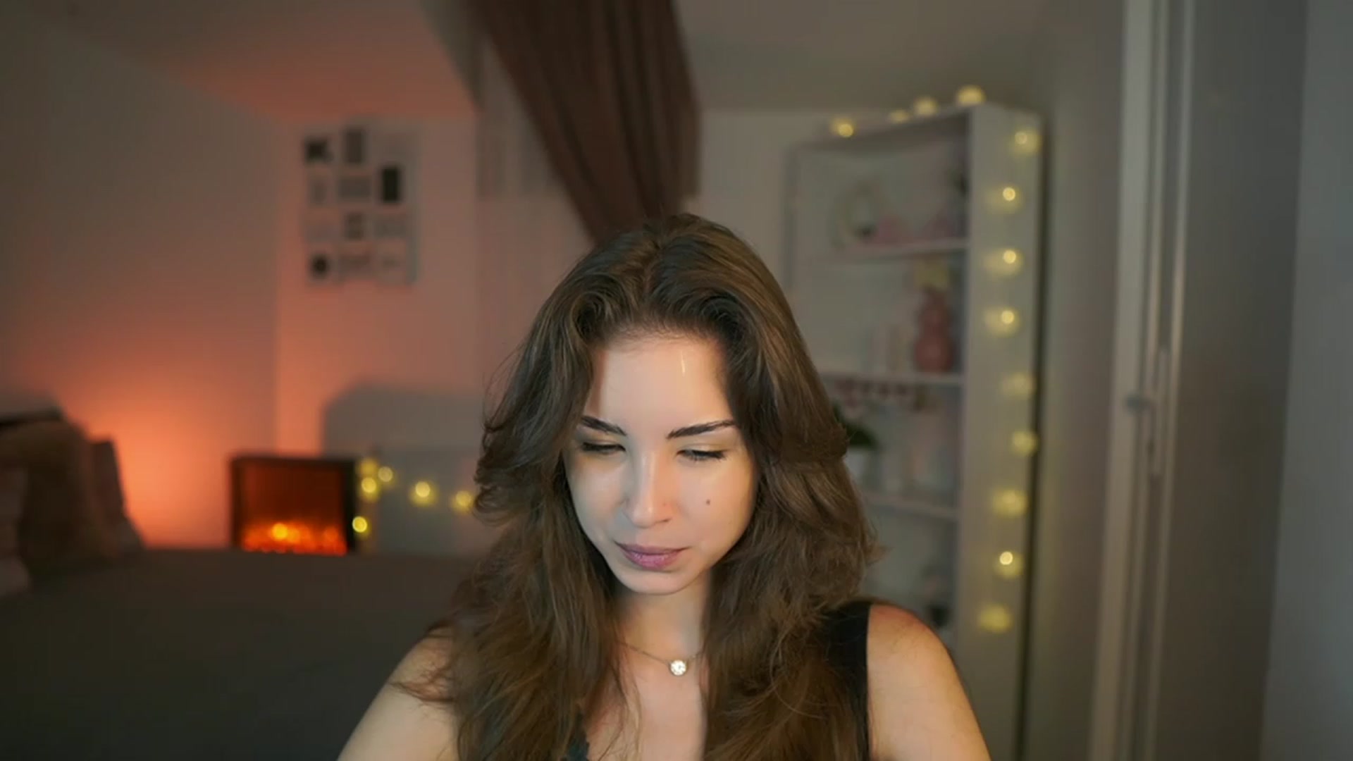 Gallery image thumbnail from Shy_jane's myfreecams stream on, 07/23/2023, 08:49 image 7 of 20