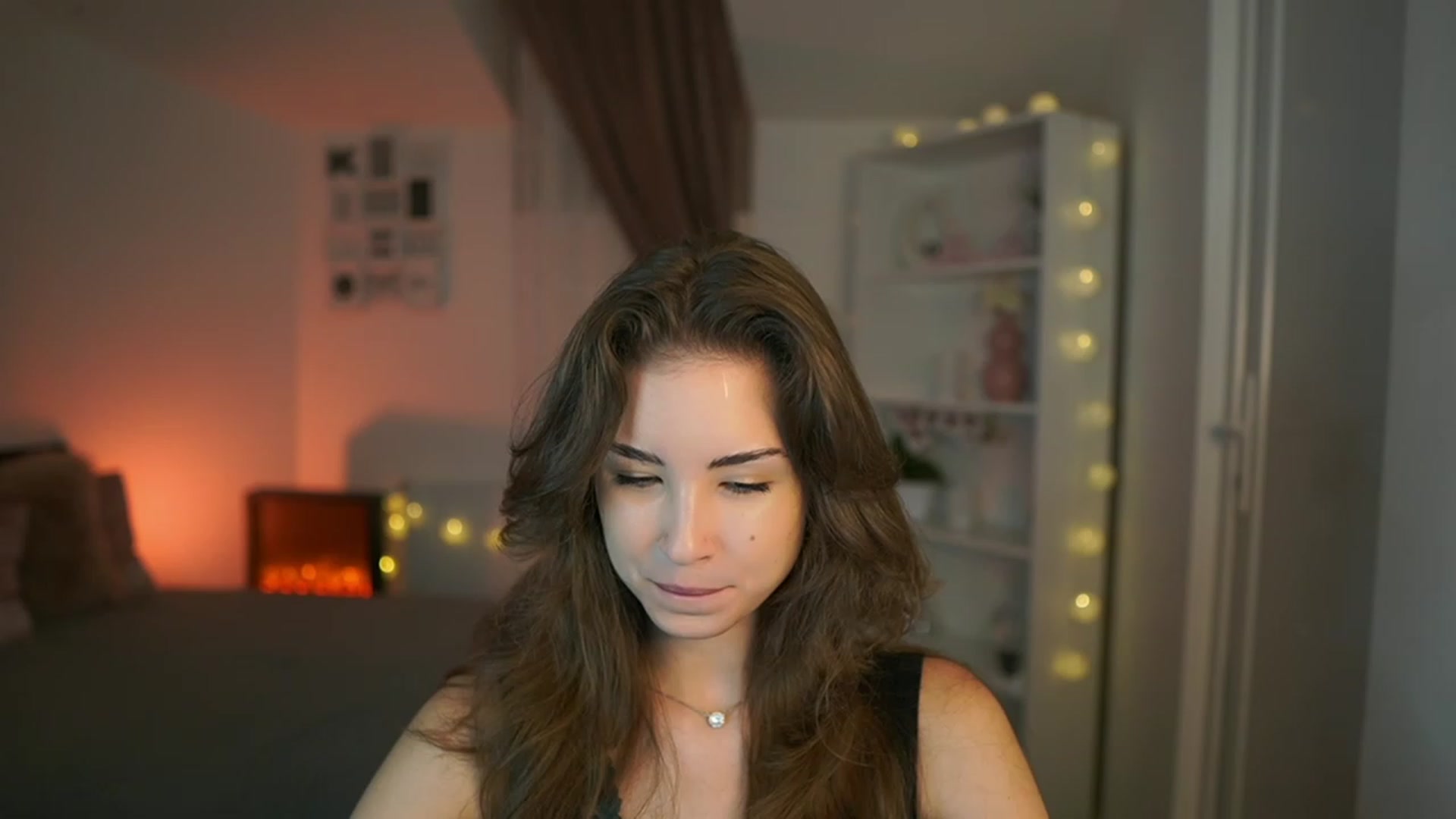 Gallery image thumbnail from Shy_jane's myfreecams stream on, 07/23/2023, 08:49 image 6 of 20