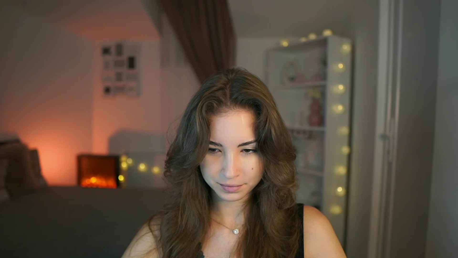 Gallery image thumbnail from Shy_jane's myfreecams stream on, 07/23/2023, 08:49 image 15 of 20