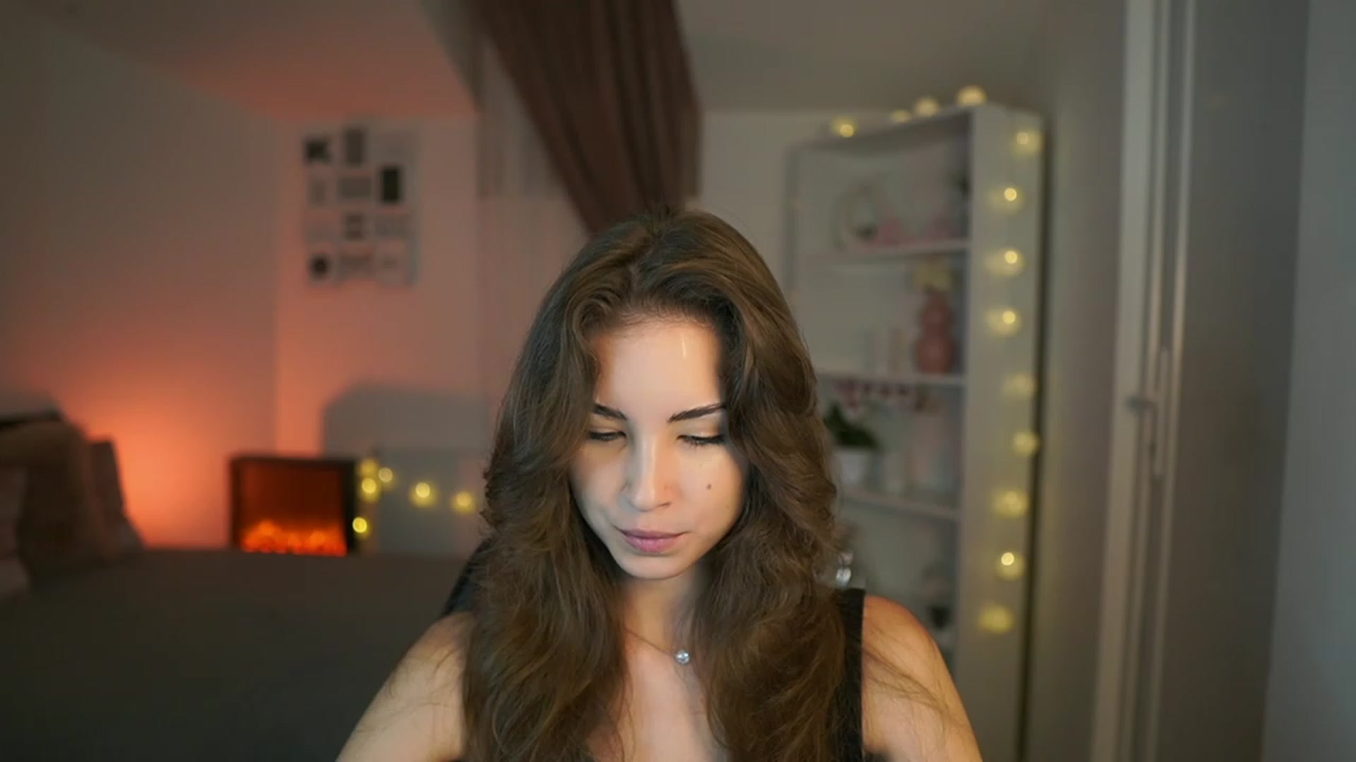 Gallery image thumbnail from Shy_jane's myfreecams stream on, 07/23/2023, 08:49 image 1 of 20