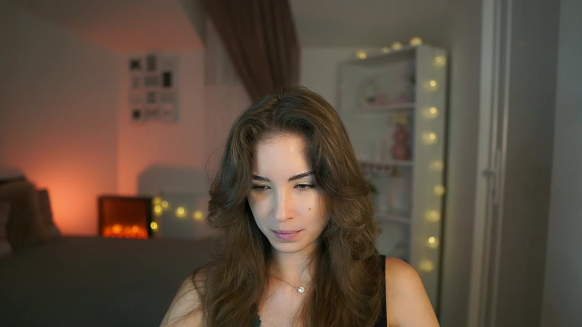 Gallery image thumbnail from Shy_jane's myfreecams stream on, 07/23/2023, 08:49 image 13 of 20