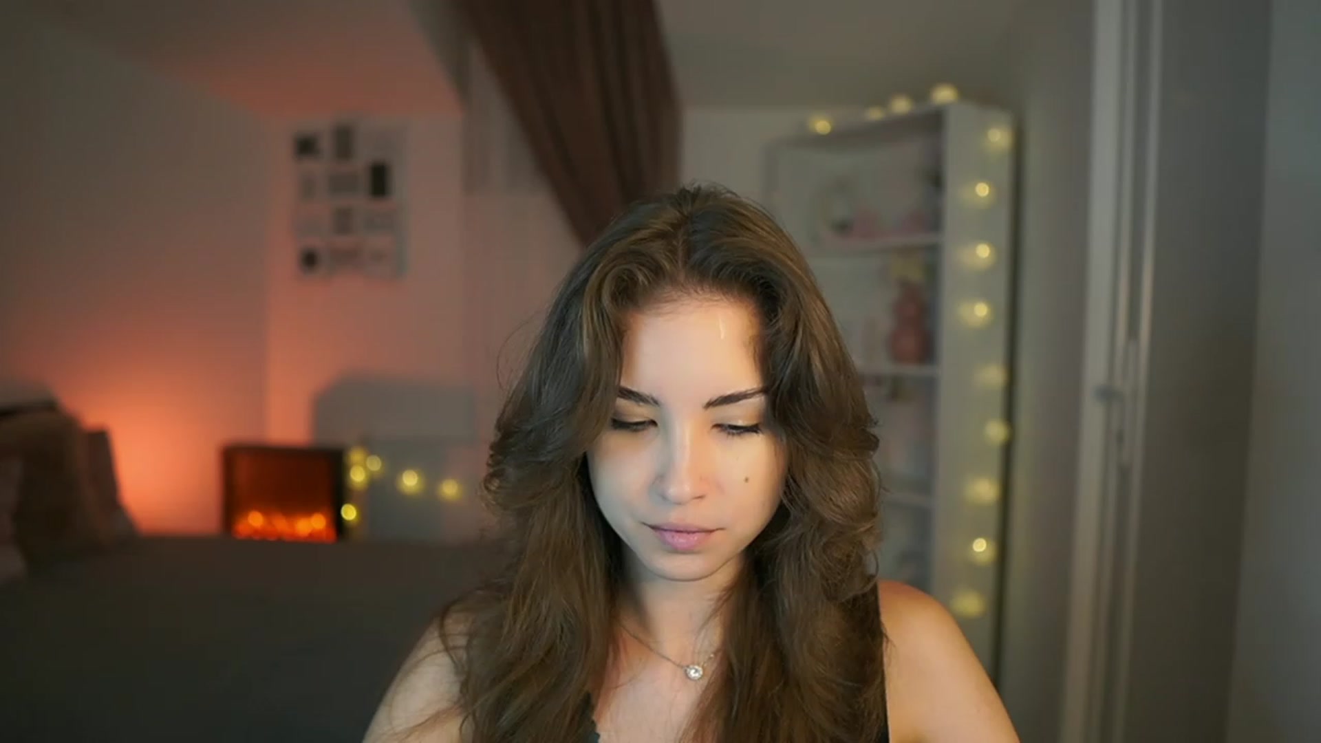 Gallery image thumbnail from Shy_jane's myfreecams stream on, 07/23/2023, 08:49 image 12 of 20