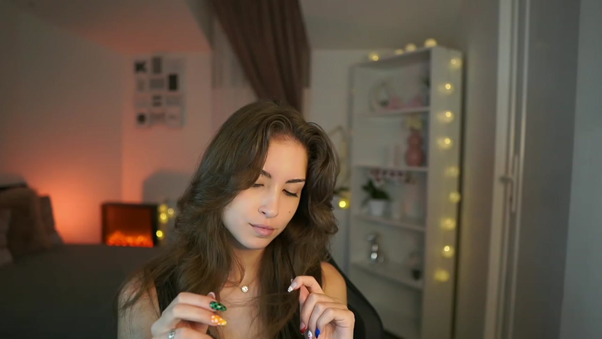 Gallery image thumbnail from Shy_jane's myfreecams stream on, 07/23/2023, 08:49 image 10 of 20
