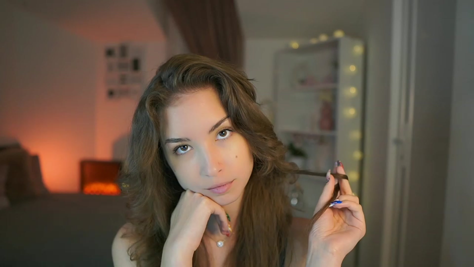 Gallery image thumbnail from Shy_jane's myfreecams stream on, 07/23/2023, 10:06 image 9 of 20