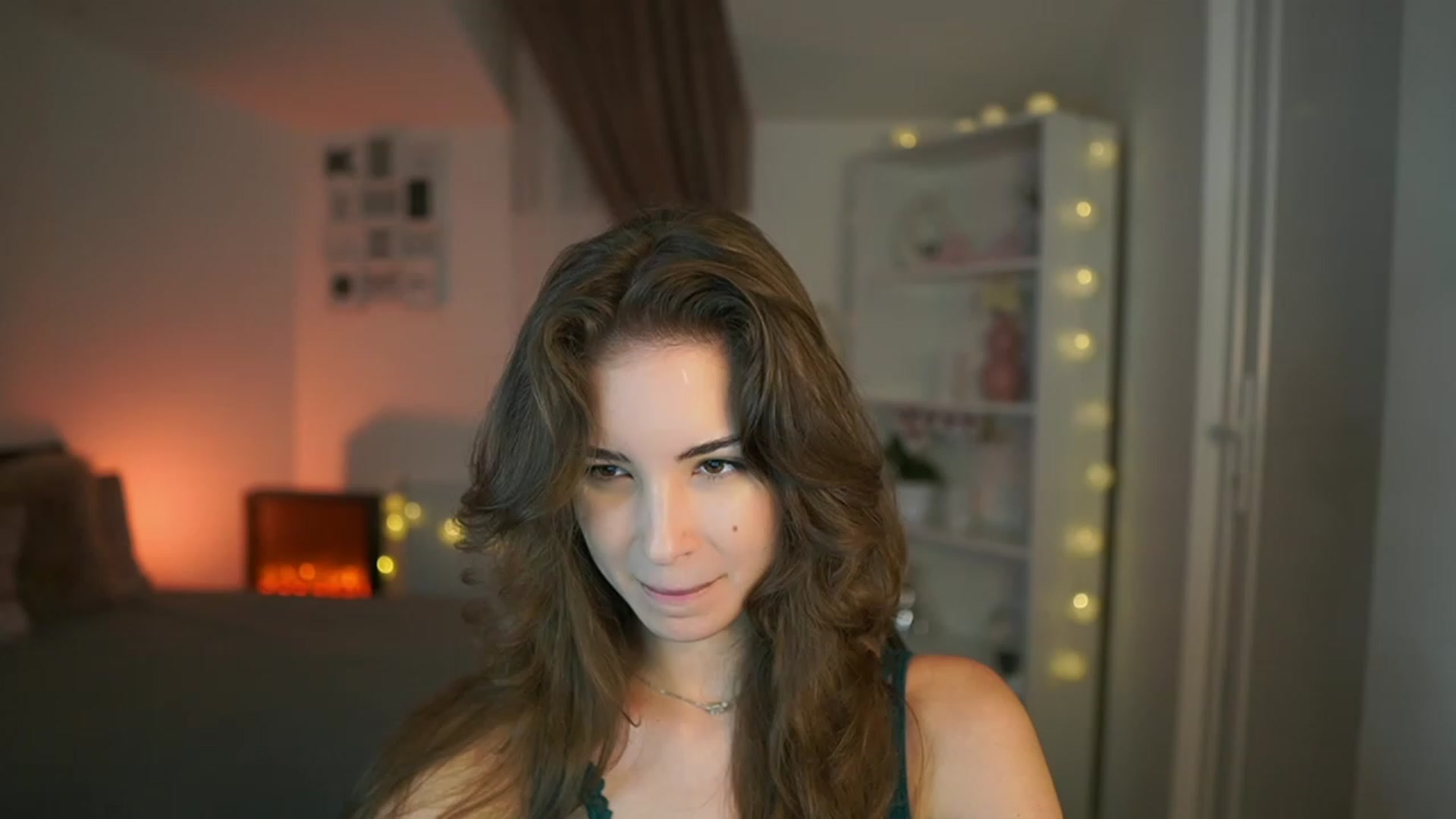 Gallery image thumbnail from Shy_jane's myfreecams stream on, 07/23/2023, 10:06 image 14 of 20