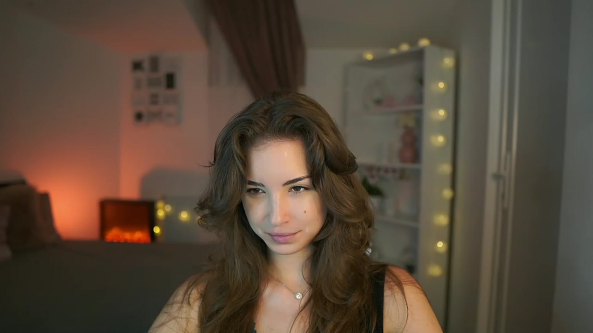 Gallery image thumbnail from Shy_jane's myfreecams stream on, 07/23/2023, 10:06 image 1 of 20