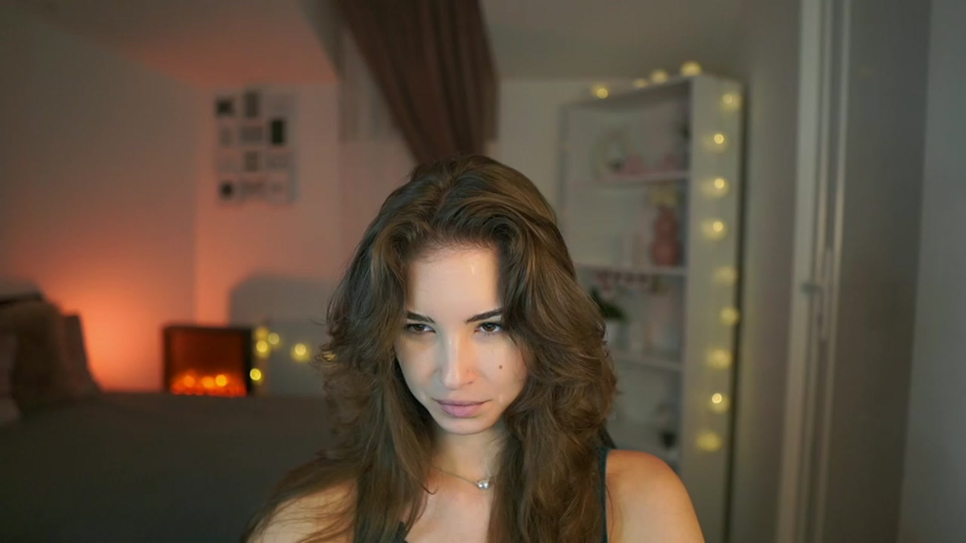 Gallery image thumbnail from Shy_jane's myfreecams stream on, 07/23/2023, 10:06 image 16 of 20