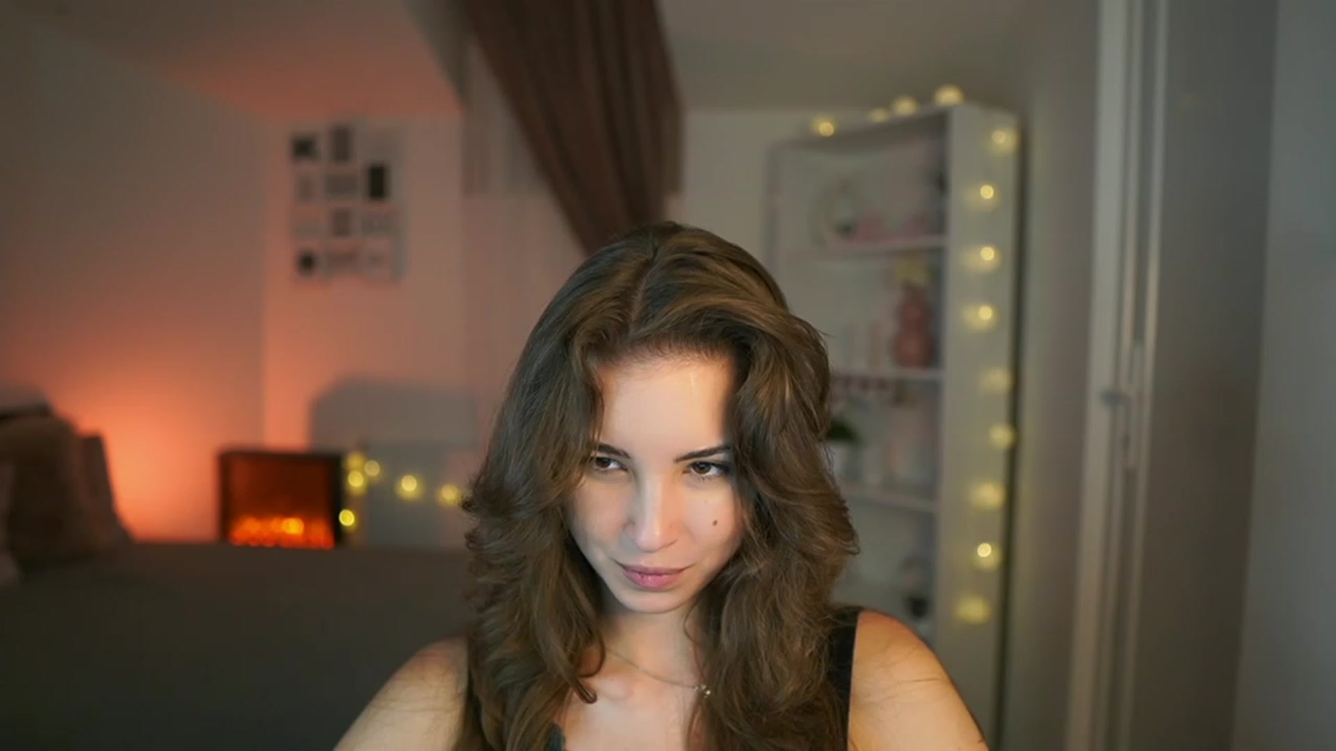 Gallery image thumbnail from Shy_jane's myfreecams stream on, 07/23/2023, 14:05 image 1 of 20