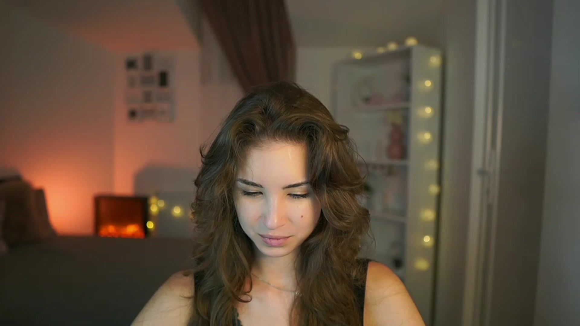 Gallery image thumbnail from Shy_jane's myfreecams stream on, 07/23/2023, 14:05 image 5 of 20
