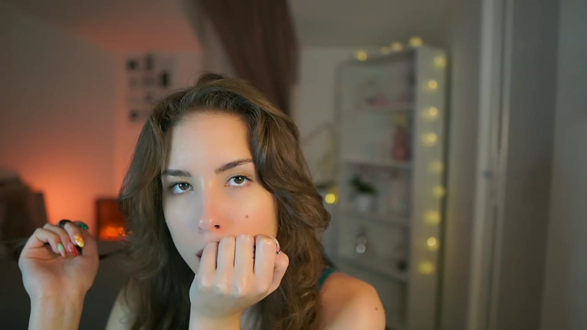 Gallery image thumbnail from Shy_jane's myfreecams stream on, 07/23/2023, 17:27 image 17 of 20