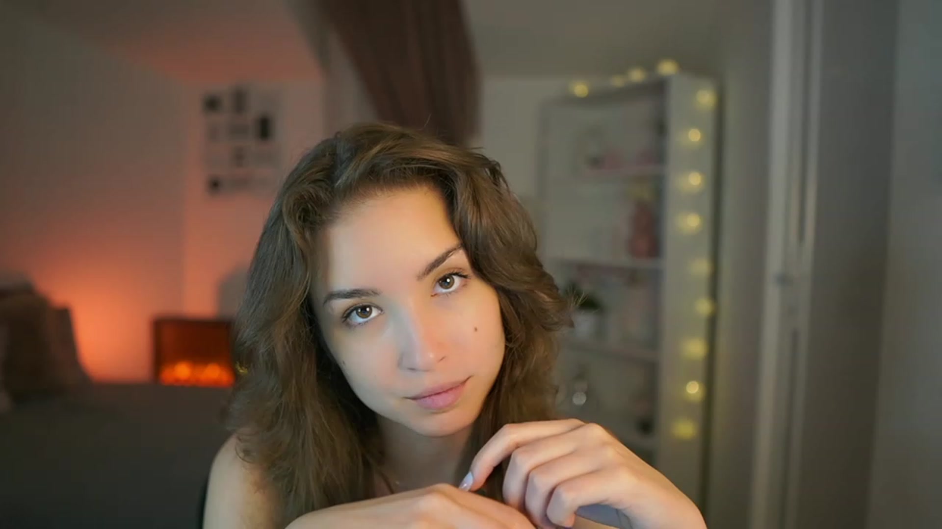 Gallery image thumbnail from Shy_jane's myfreecams stream on, 07/23/2023, 17:27 image 13 of 20