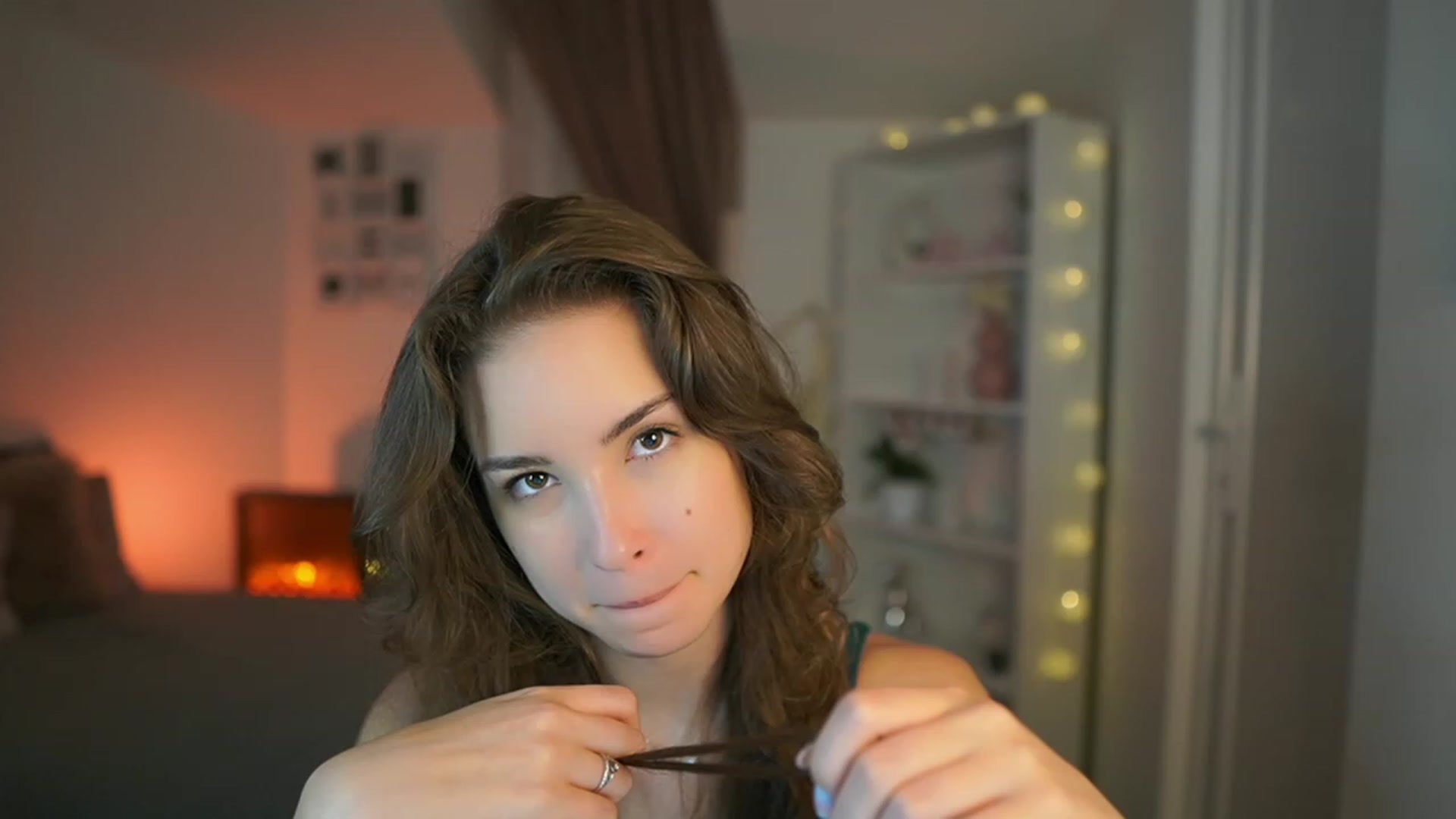 Gallery image thumbnail from Shy_jane's myfreecams stream on, 07/23/2023, 17:27 image 16 of 20