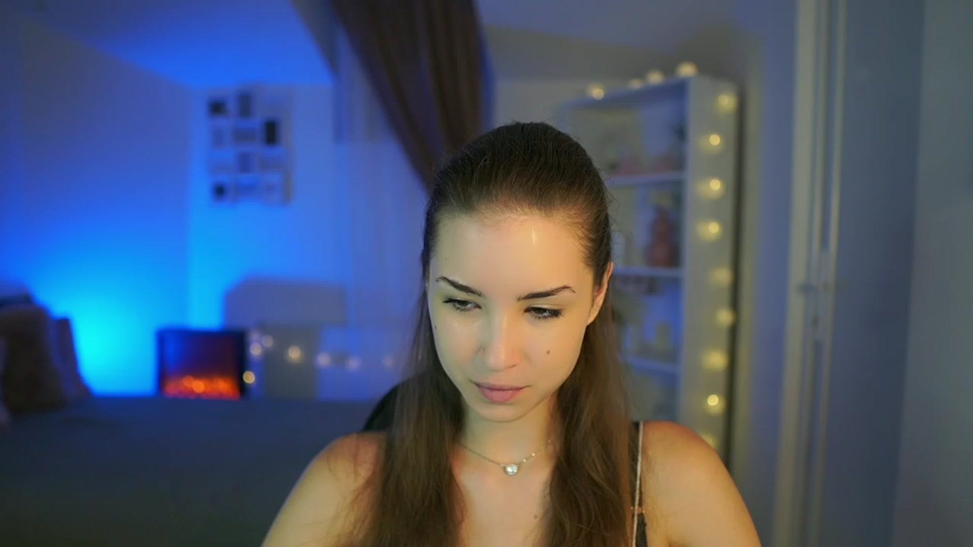 Gallery image thumbnail from Shy_jane's myfreecams stream on, 07/25/2023, 08:50 image 7 of 20