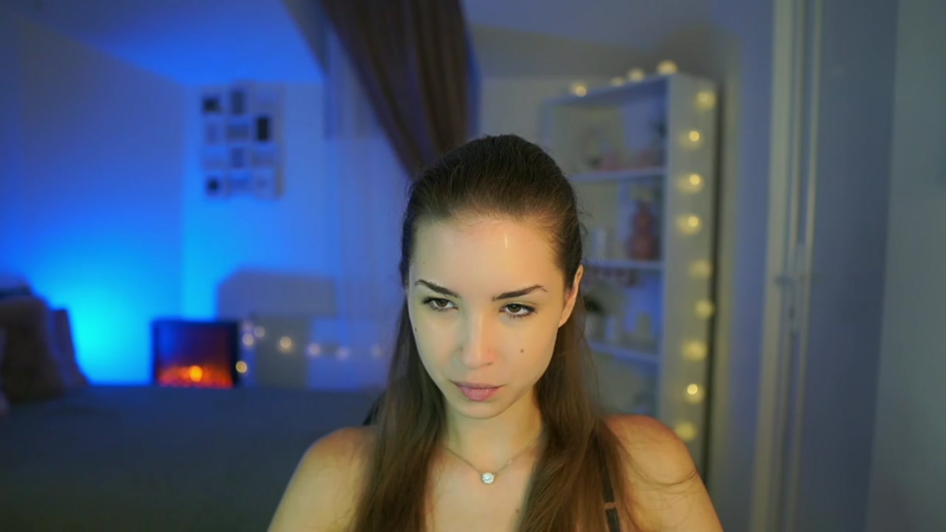 Gallery image thumbnail from Shy_jane's myfreecams stream on, 07/25/2023, 08:50 image 19 of 20