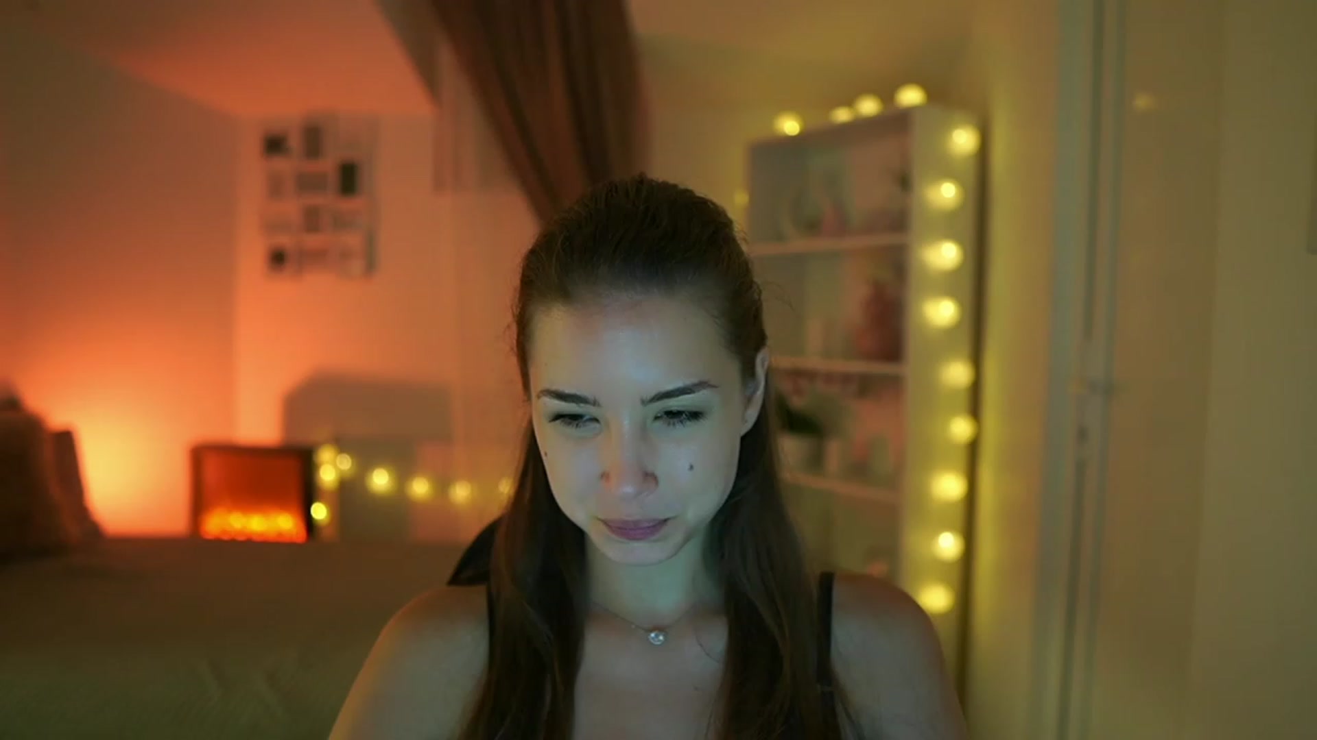 Gallery image thumbnail from Shy_jane's myfreecams stream on, 07/25/2023, 15:56 image 14 of 20