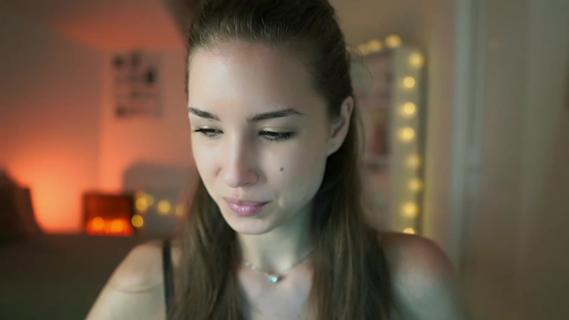 Gallery image thumbnail from Shy_jane's myfreecams stream on, 07/25/2023, 15:56 image 3 of 20