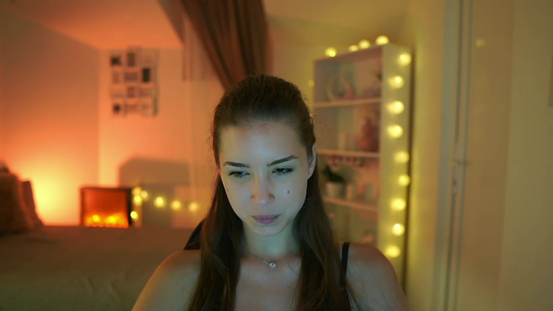 Gallery image thumbnail from Shy_jane's myfreecams stream on, 07/25/2023, 15:56 image 15 of 20