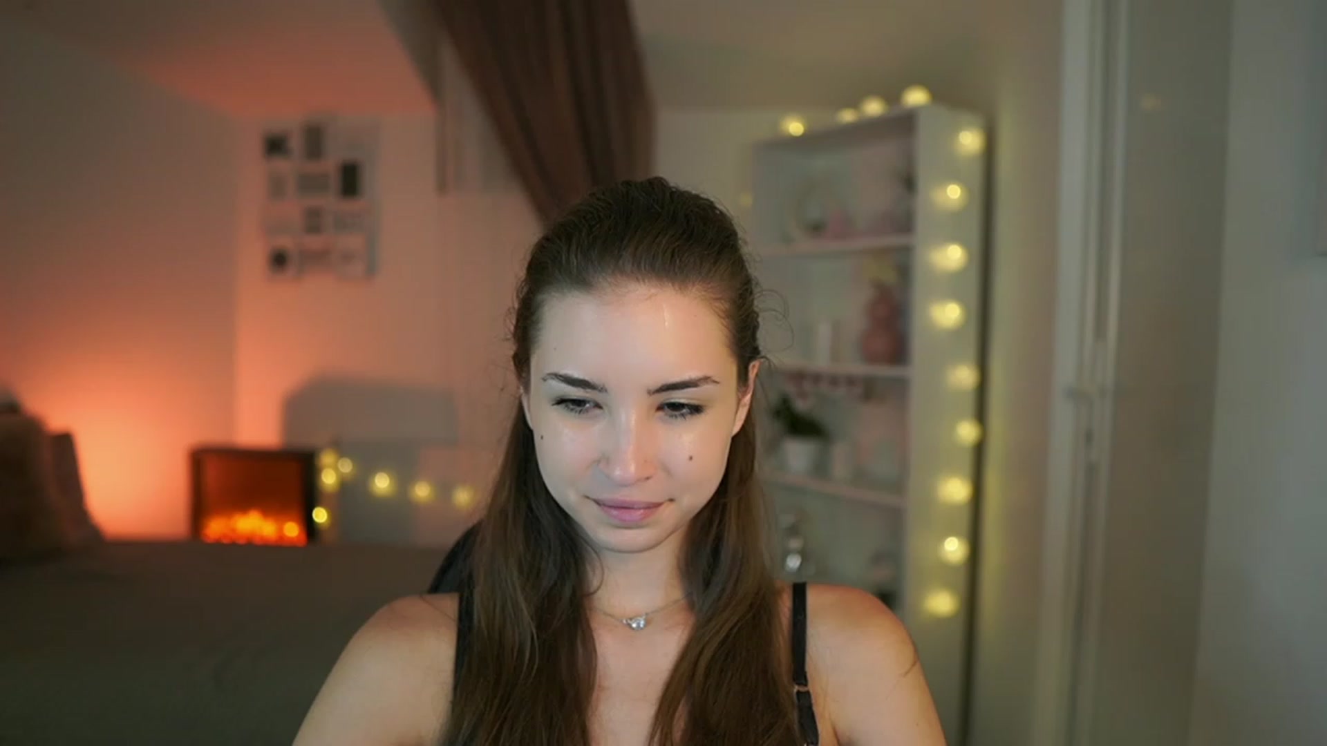 Gallery image thumbnail from Shy_jane's myfreecams stream on, 07/25/2023, 16:56 image 20 of 20