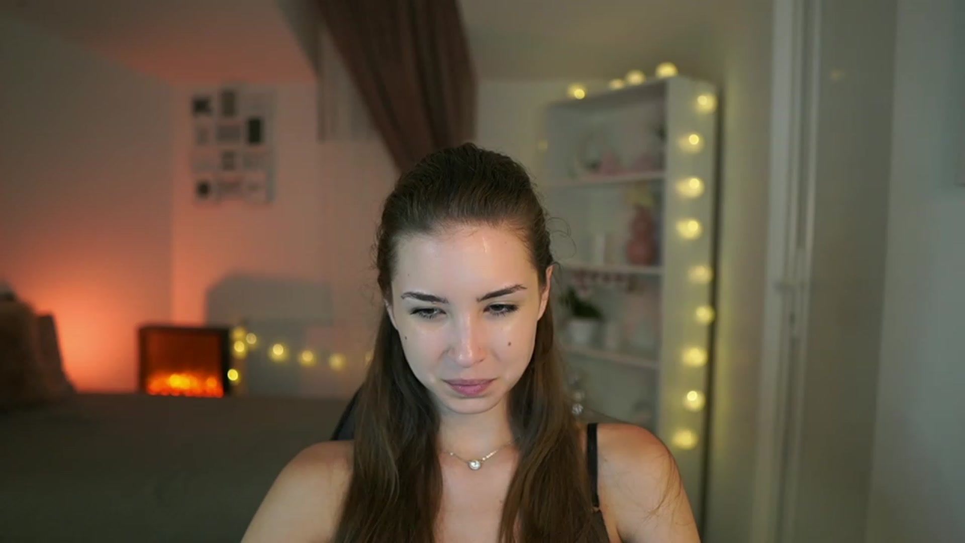 Gallery image thumbnail from Shy_jane's myfreecams stream on, 07/25/2023, 16:56 image 3 of 20