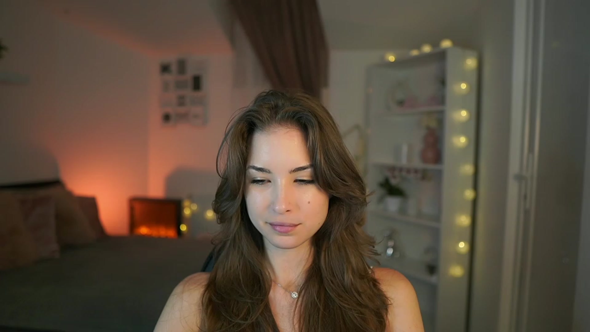 Gallery image thumbnail from Shy_jane's myfreecams stream on, 07/27/2023, 12:34 image 15 of 20