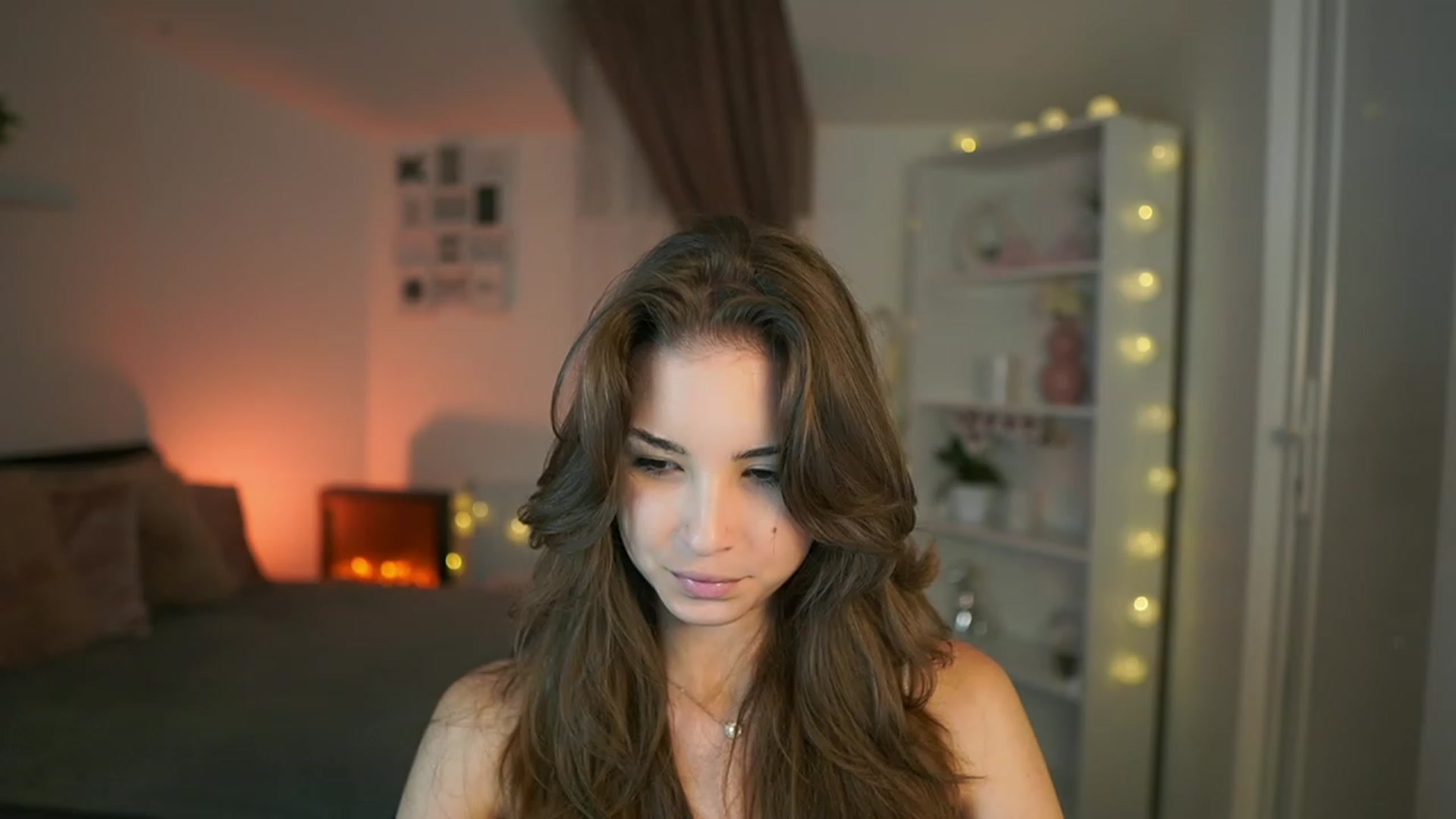 Gallery image thumbnail from Shy_jane's myfreecams stream on, 07/27/2023, 12:34 image 13 of 20