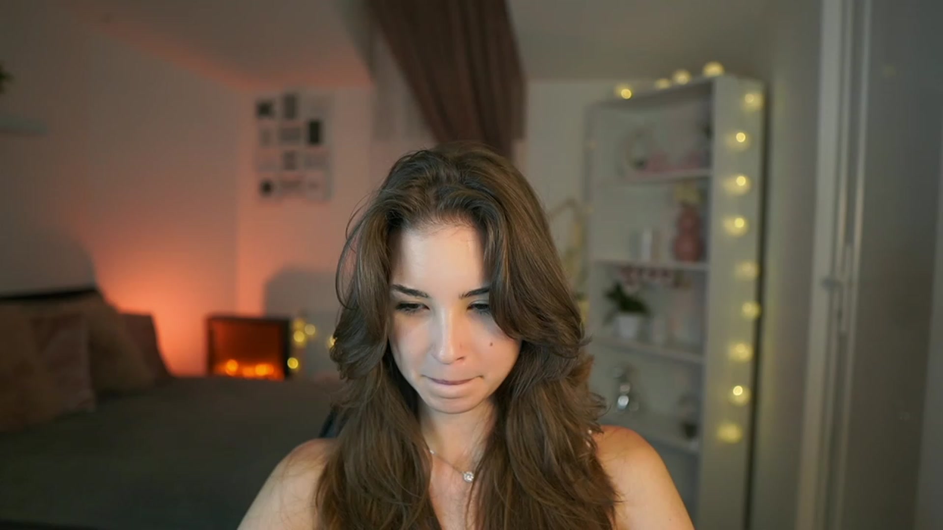 Gallery image thumbnail from Shy_jane's myfreecams stream on, 07/27/2023, 12:34 image 16 of 20