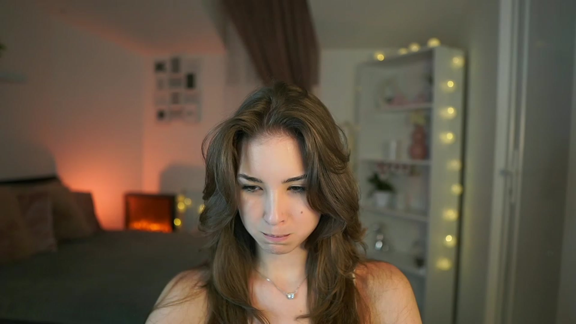 Gallery image thumbnail from Shy_jane's myfreecams stream on, 07/27/2023, 13:17 image 2 of 20