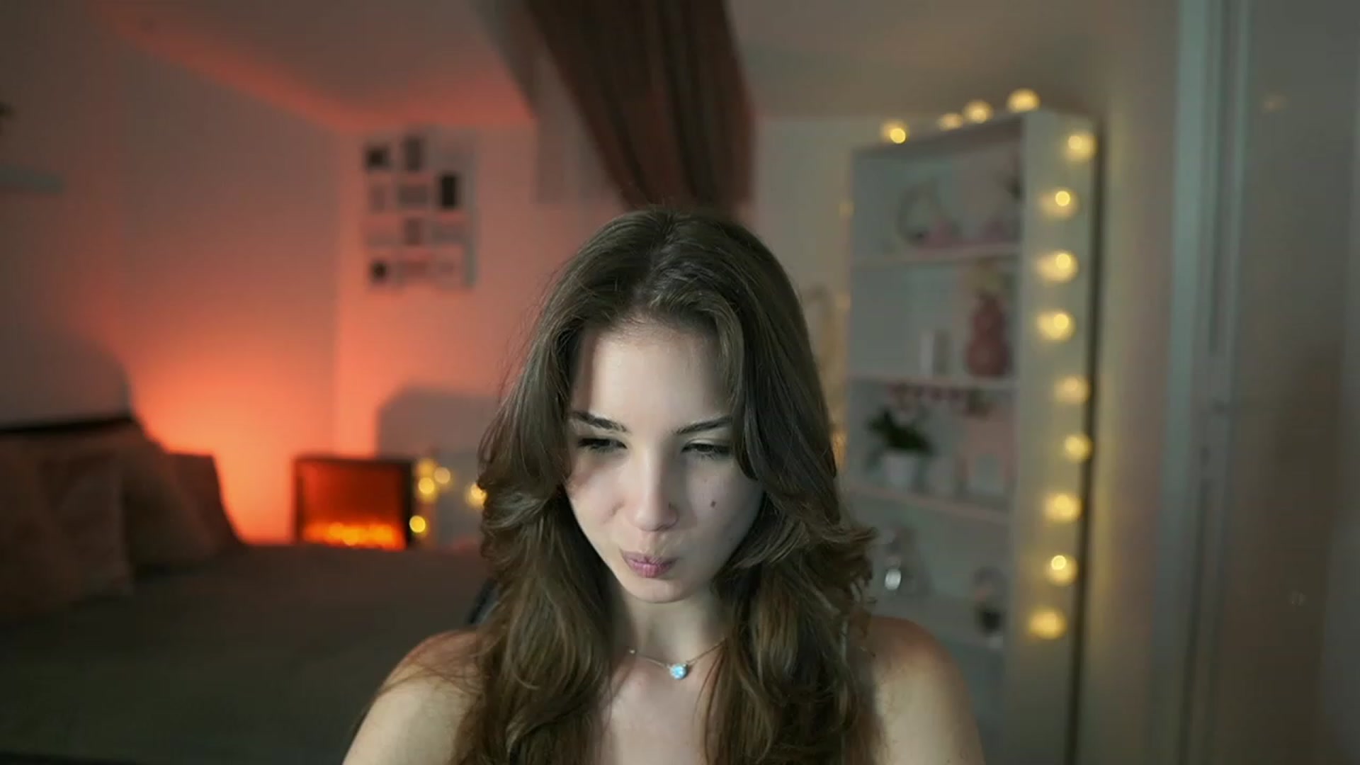 Gallery image thumbnail from Shy_jane's myfreecams stream on, 07/27/2023, 13:57 image 7 of 20