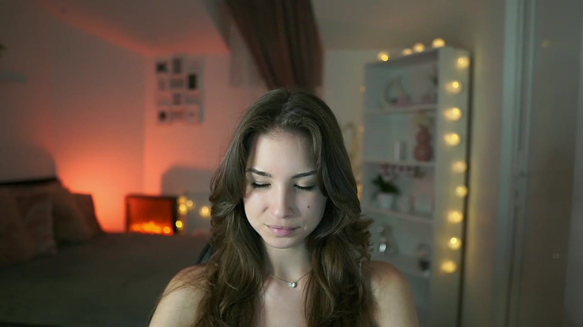 Gallery image thumbnail from Shy_jane's myfreecams stream on, 07/27/2023, 13:57 image 4 of 20