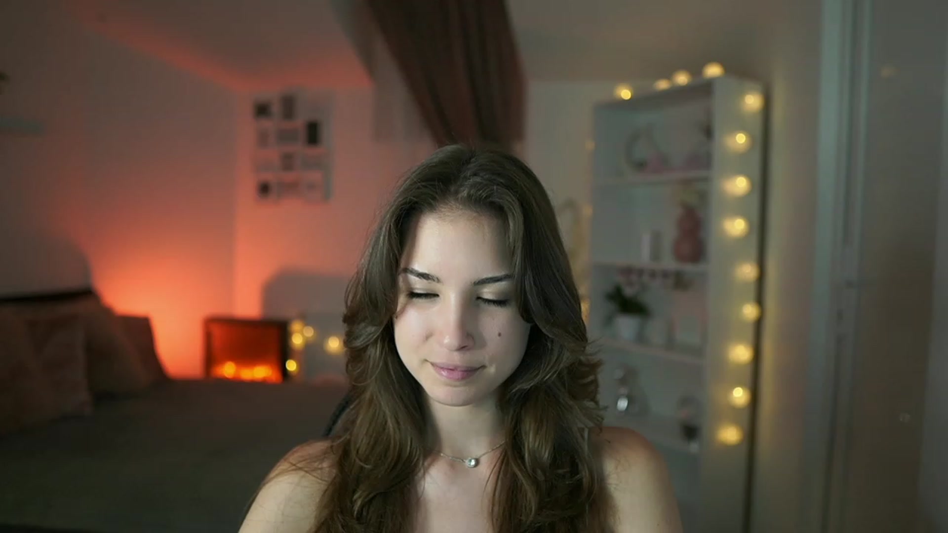 Gallery image thumbnail from Shy_jane's myfreecams stream on, 07/27/2023, 13:57 image 8 of 20