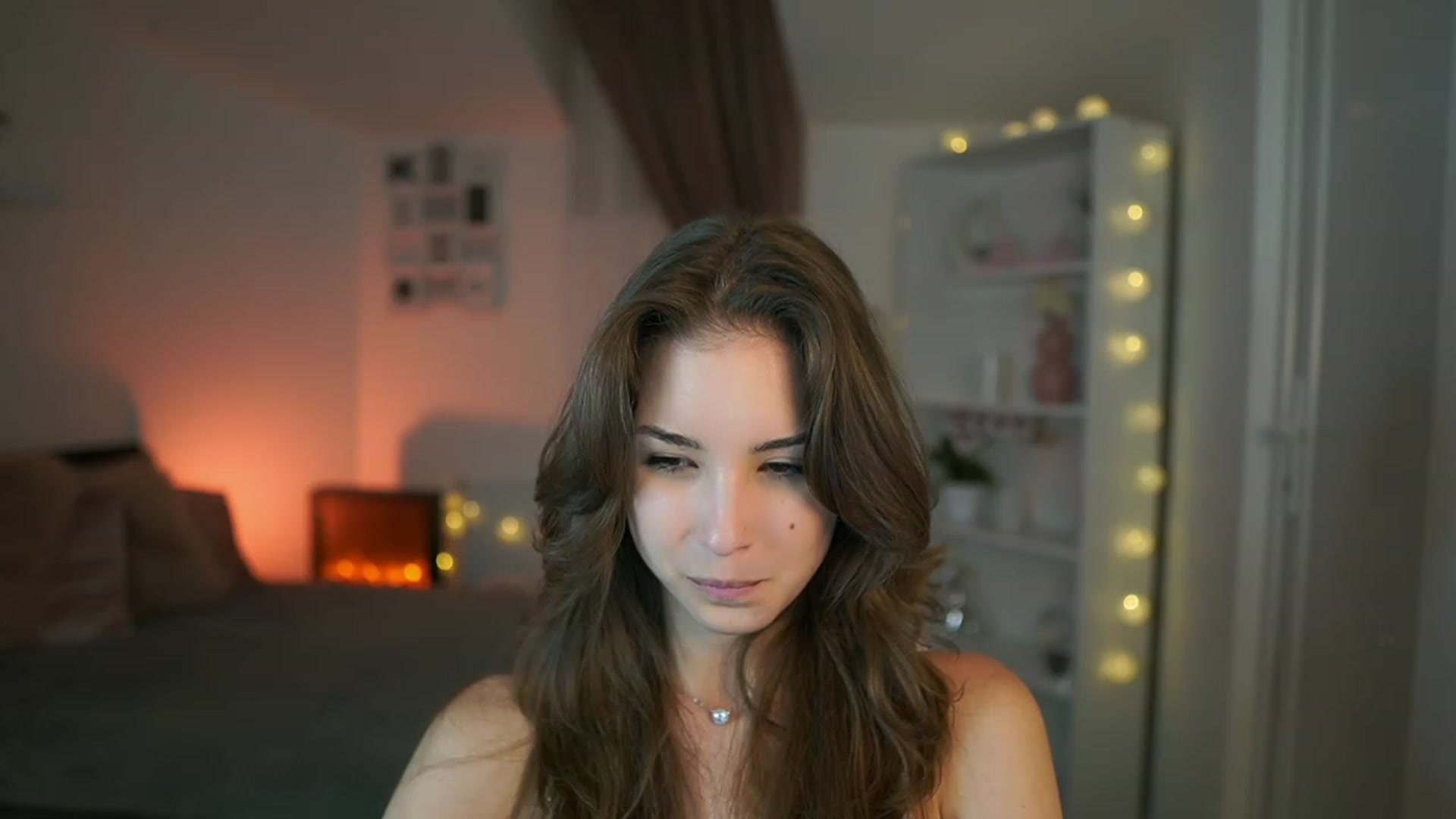 Gallery image thumbnail from Shy_jane's myfreecams stream on, 07/27/2023, 14:55 image 8 of 20