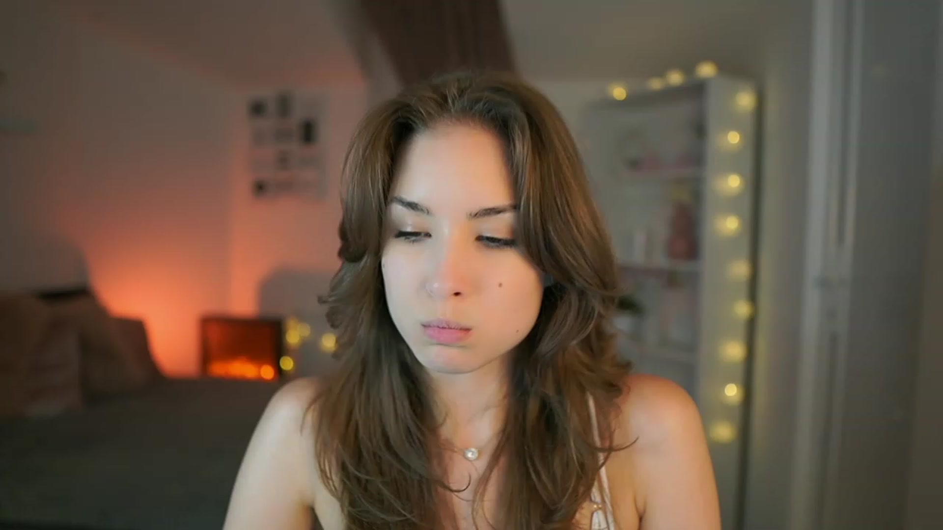 Gallery image thumbnail from Shy_jane's myfreecams stream on, 07/27/2023, 14:55 image 4 of 20