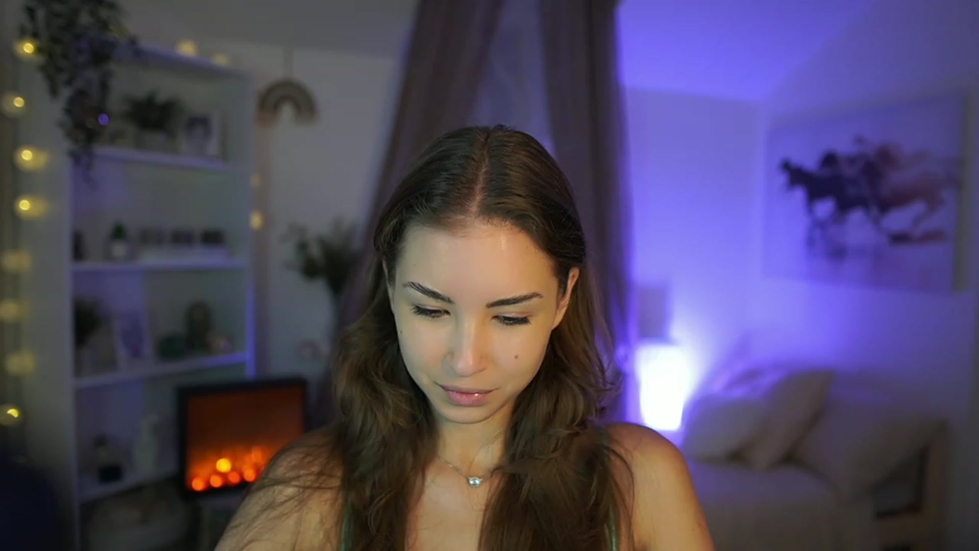 Gallery image thumbnail from Shy_jane's myfreecams stream on, 08/03/2023, 09:46 image 4 of 20