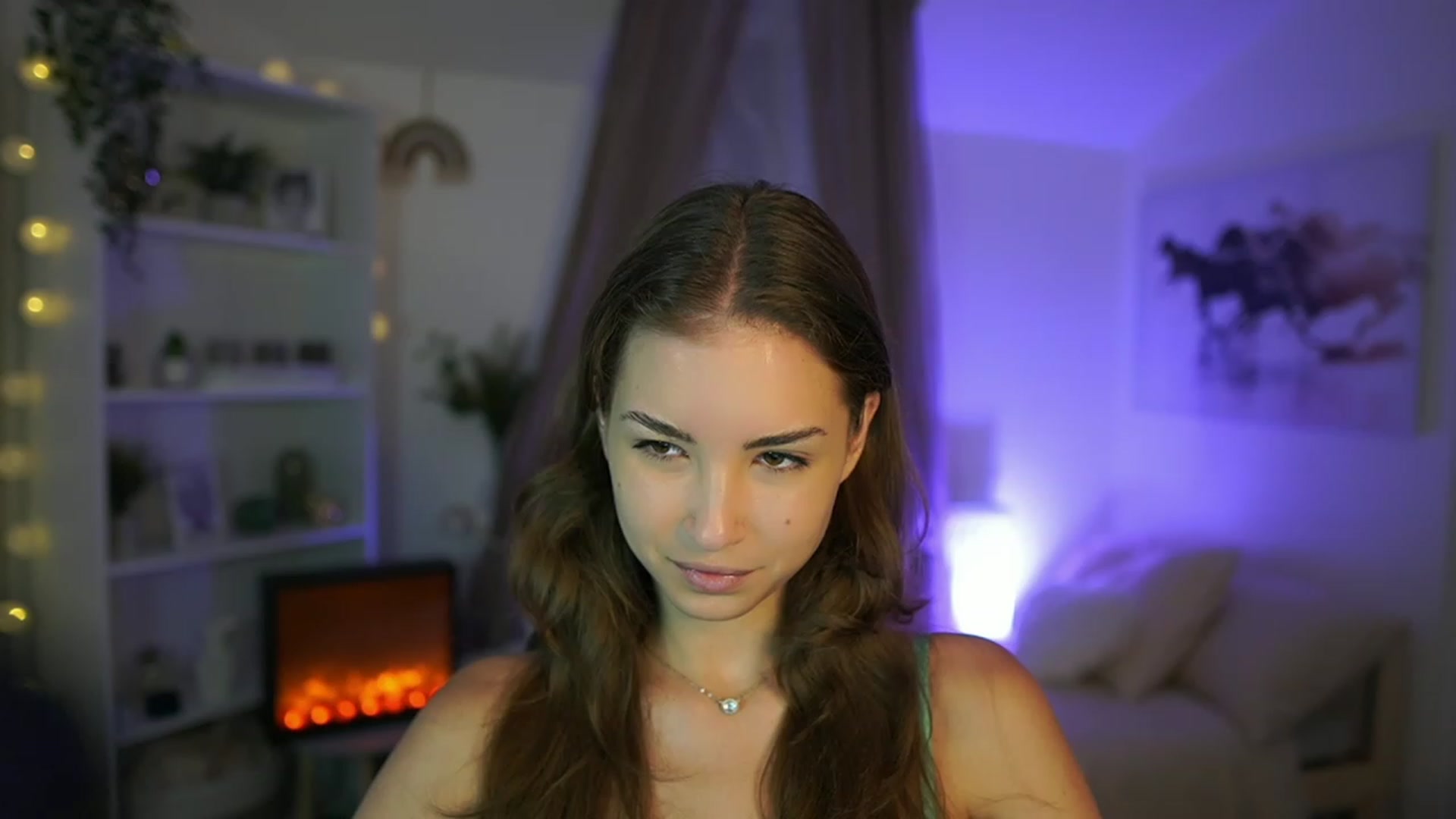 Gallery image thumbnail from Shy_jane's myfreecams stream on, 08/03/2023, 09:46 image 18 of 20