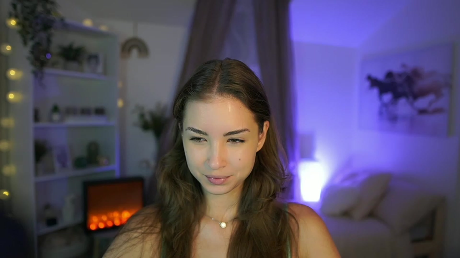 Gallery image thumbnail from Shy_jane's myfreecams stream on, 08/03/2023, 09:46 image 7 of 20