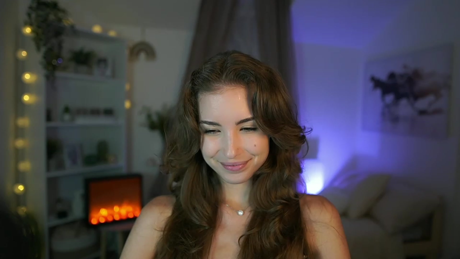 Gallery image thumbnail from Shy_jane's myfreecams stream on, 08/06/2023, 13:15 image 12 of 20