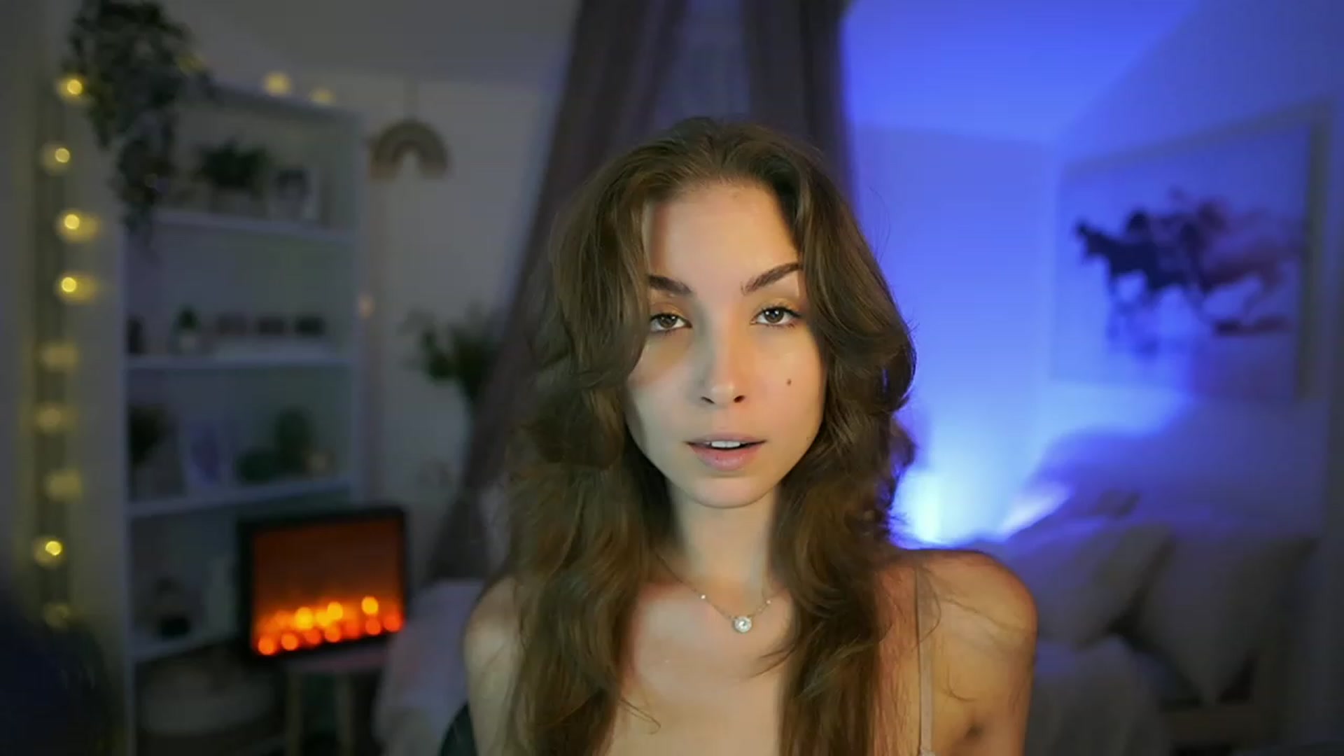 Gallery image thumbnail from Shy_jane's myfreecams stream on, 08/07/2023, 14:10 image 15 of 20