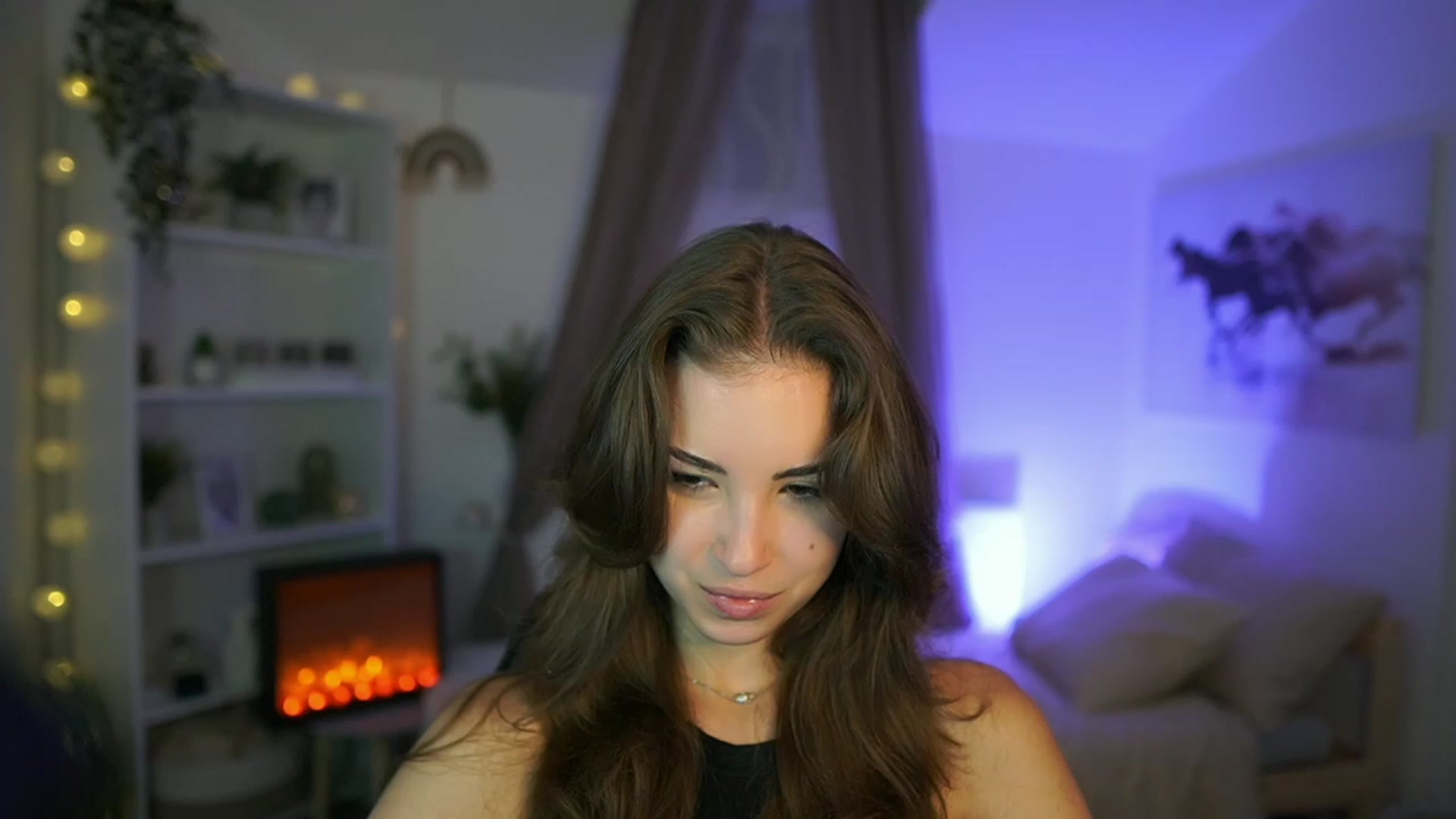 Gallery image thumbnail from Shy_jane's myfreecams stream on, 08/08/2023, 09:26 image 1 of 20