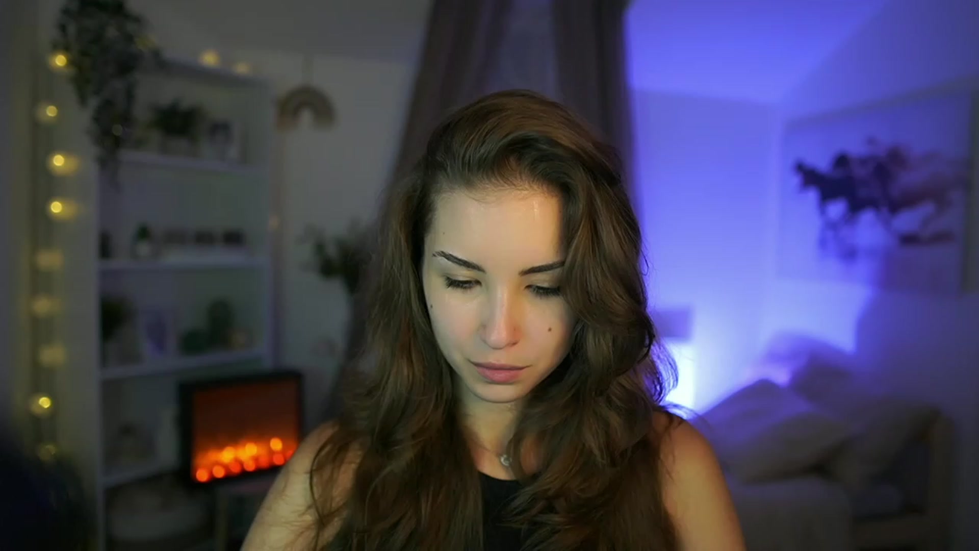Gallery image thumbnail from Shy_jane's myfreecams stream on, 08/08/2023, 13:53 image 12 of 20