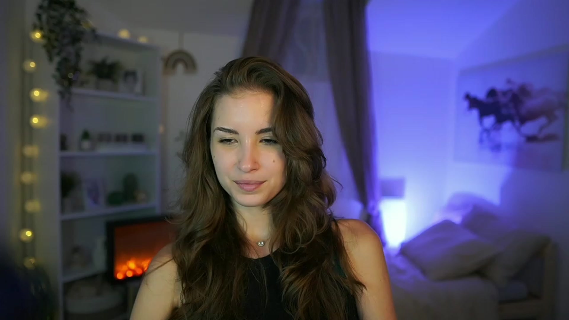 Gallery image thumbnail from Shy_jane's myfreecams stream on, 08/08/2023, 13:53 image 7 of 20