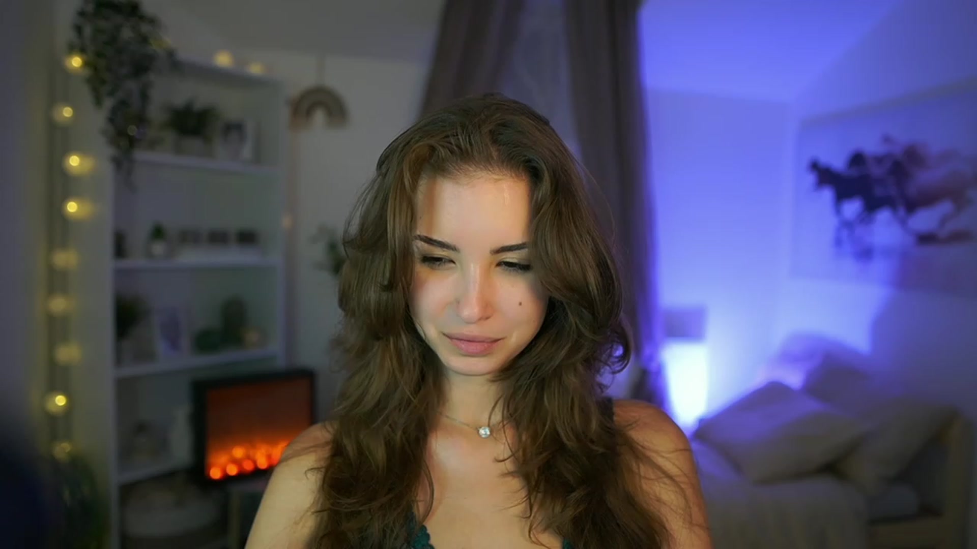 Gallery image thumbnail from Shy_jane's myfreecams stream on, 08/08/2023, 17:40 image 17 of 20