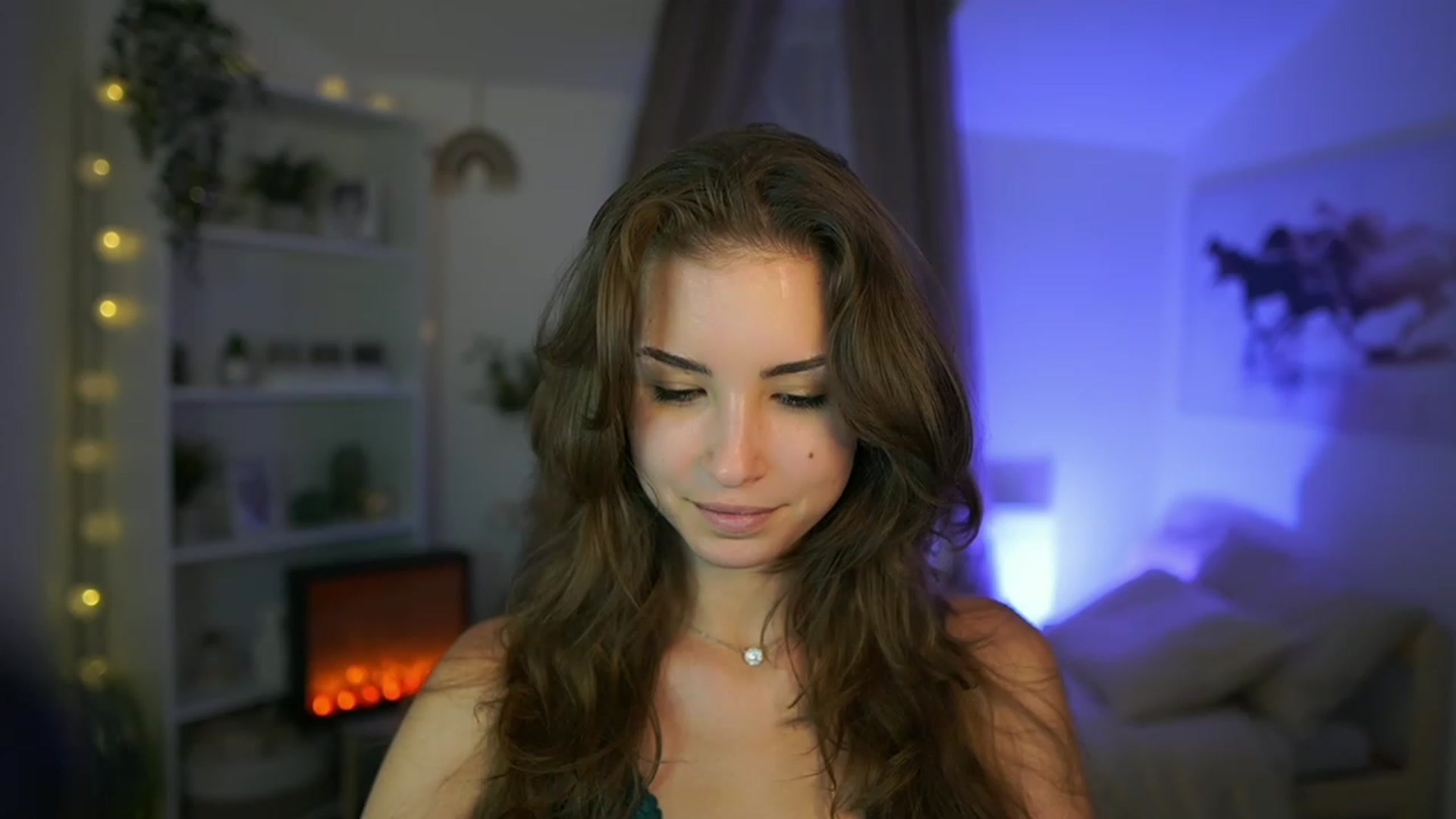Gallery image thumbnail from Shy_jane's myfreecams stream on, 08/08/2023, 17:40 image 15 of 20