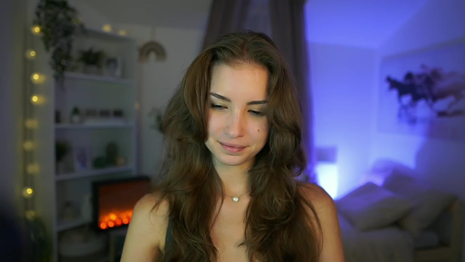 Gallery image thumbnail from Shy_jane's myfreecams stream on, 08/08/2023, 17:40 image 3 of 20