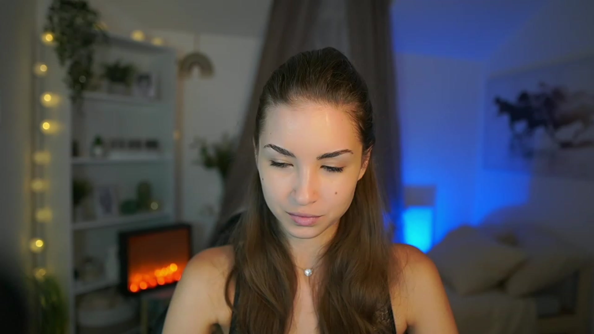 Gallery image thumbnail from Shy_jane's myfreecams stream on, 08/09/2023, 10:28 image 6 of 20