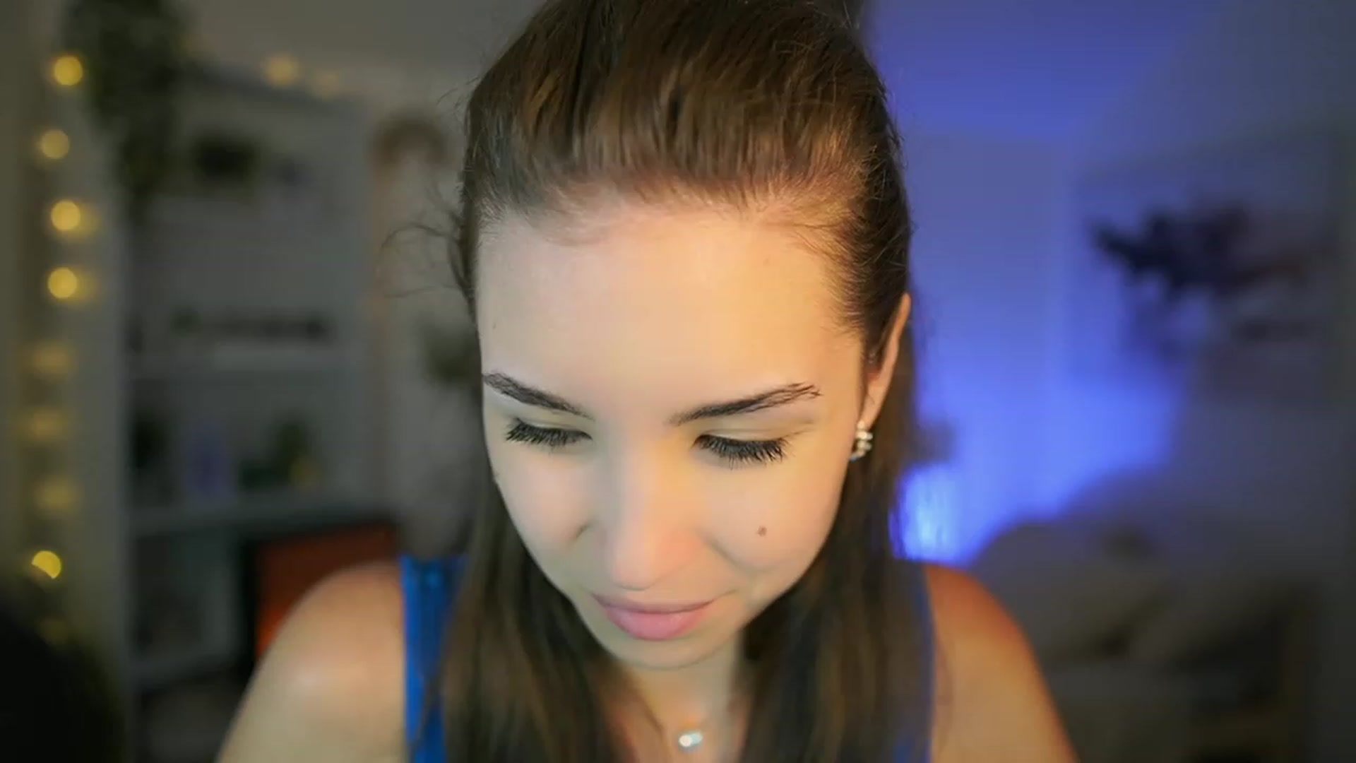 Gallery image thumbnail from Shy_jane's myfreecams stream on, 08/14/2023, 09:31 image 10 of 20