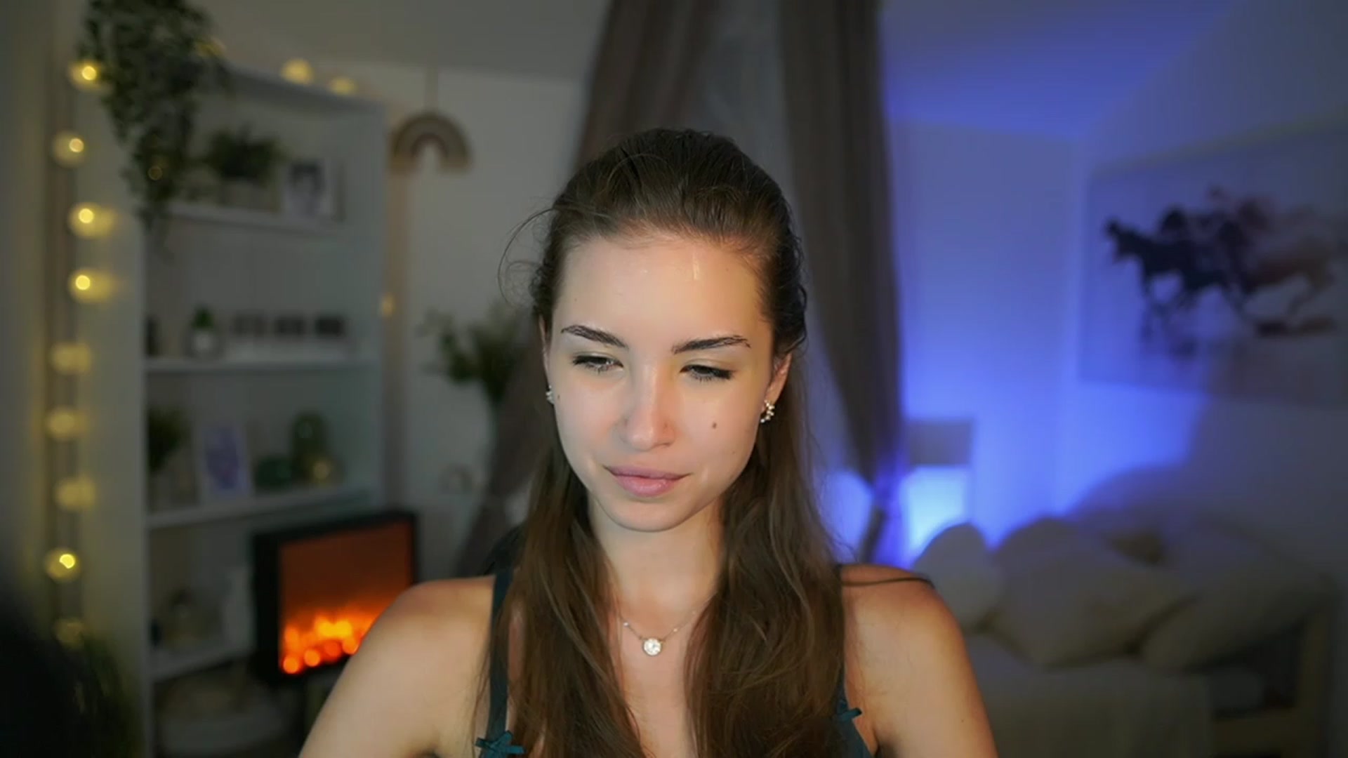 Gallery image thumbnail from Shy_jane's myfreecams stream on, 08/14/2023, 11:24 image 16 of 20