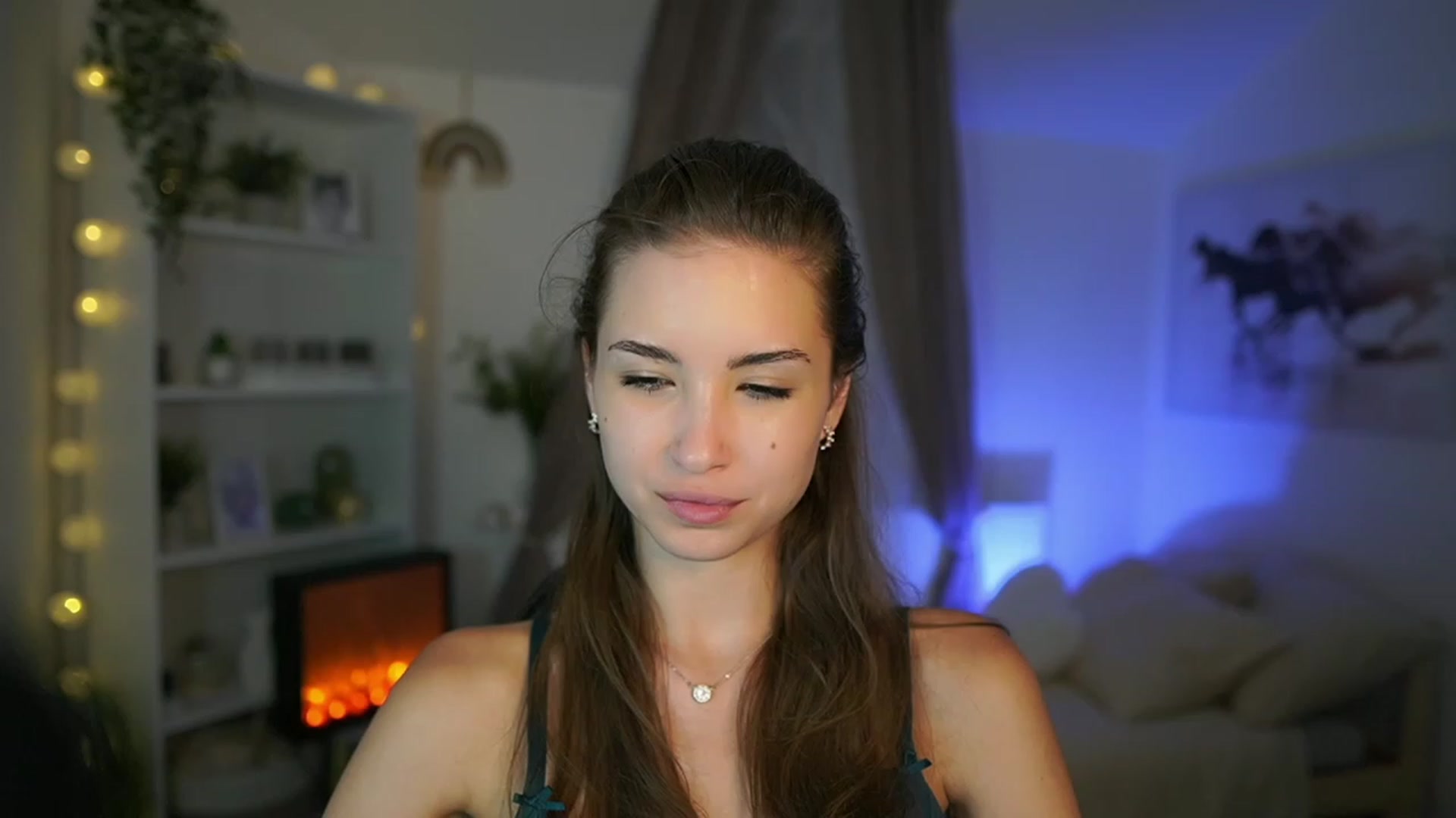 Gallery image thumbnail from Shy_jane's myfreecams stream on, 08/14/2023, 11:24 image 17 of 20